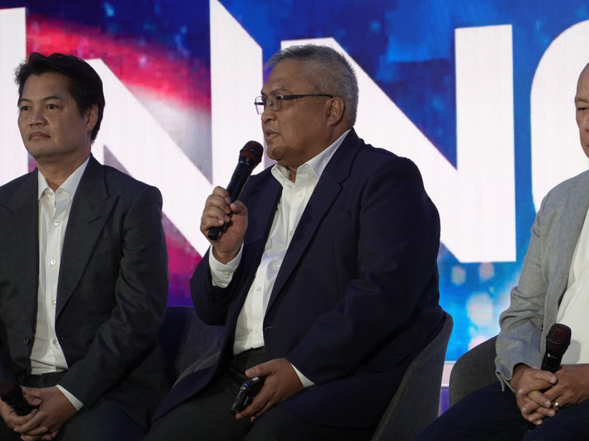 Globe President and CEO Carl Cruz speaks during a panel discussion at INNOVANIA 2025.