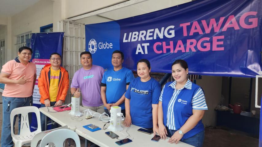 Globeâs Libreng Tawag, Libreng Charging (LTLC) stations deployed in areas with limited access to power or mobile service.