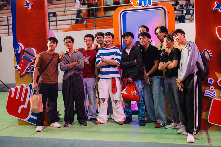 Group photo of eleven people during the TM UlTeaMate Challenge.