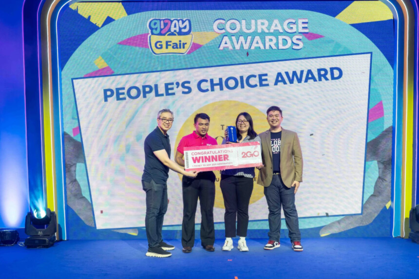 Cristine Ong-Chan of The Good Poison receiving the Peopleâs Choice Award.