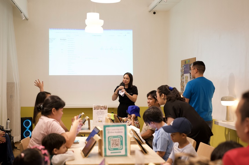 Khan Academy Philippines Executive Director Denise Fabella speaks during the learning session.