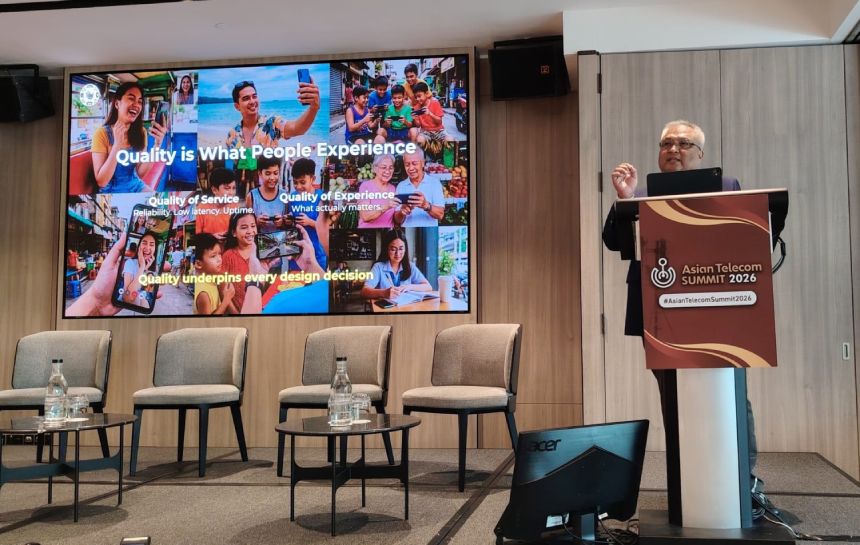 Globe President and CEO Carl Cruz speaking at the Asian Telecom Summit 2026.