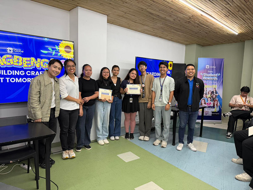 Participants of Globeâs 5G Building Craft mural competition.
