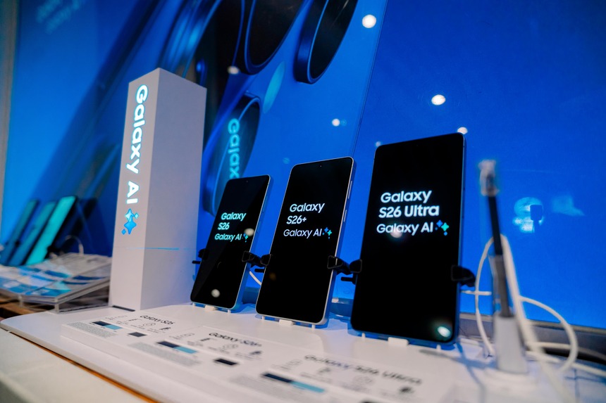 Three Samsung Galaxy S26 series smartphones on display.